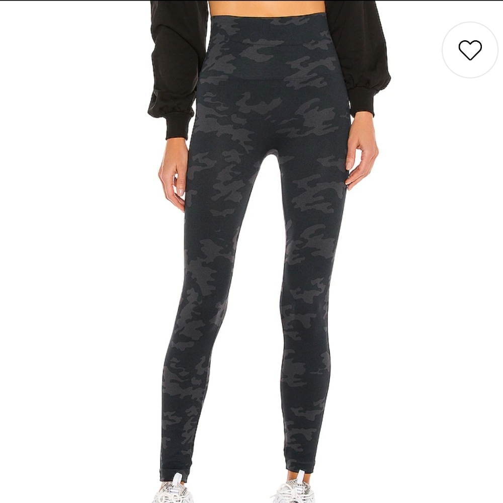 Spanx Gray Black Camo Workout Active Wear Leggings L